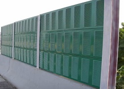 治理工廠的噪音噪聲-聲屏障